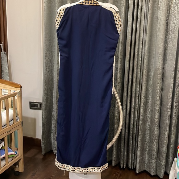 Karishma Kapoor Georgette Stitched Kurta In Blue Colour - Picture 9 of 16